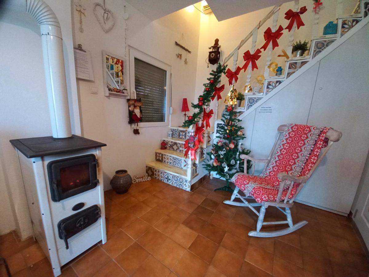 Honey Hill Apartment Fruska Gora Cerevic Esterno foto